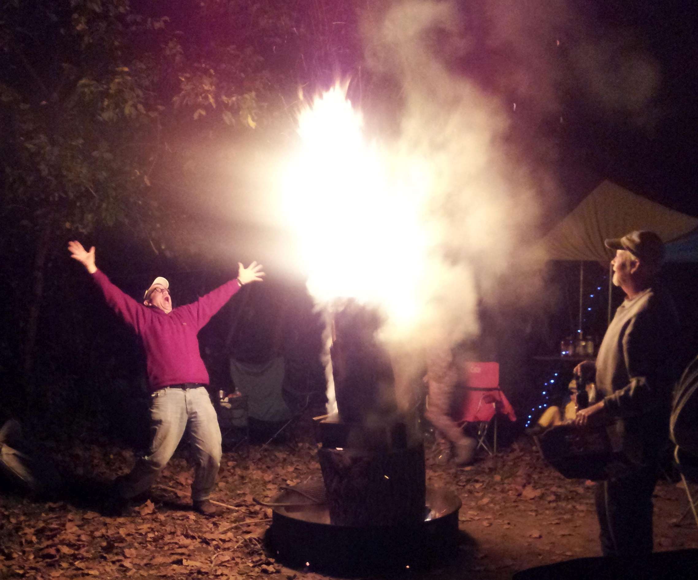 2014-10-03 Pulltite Randy campfire.jpg